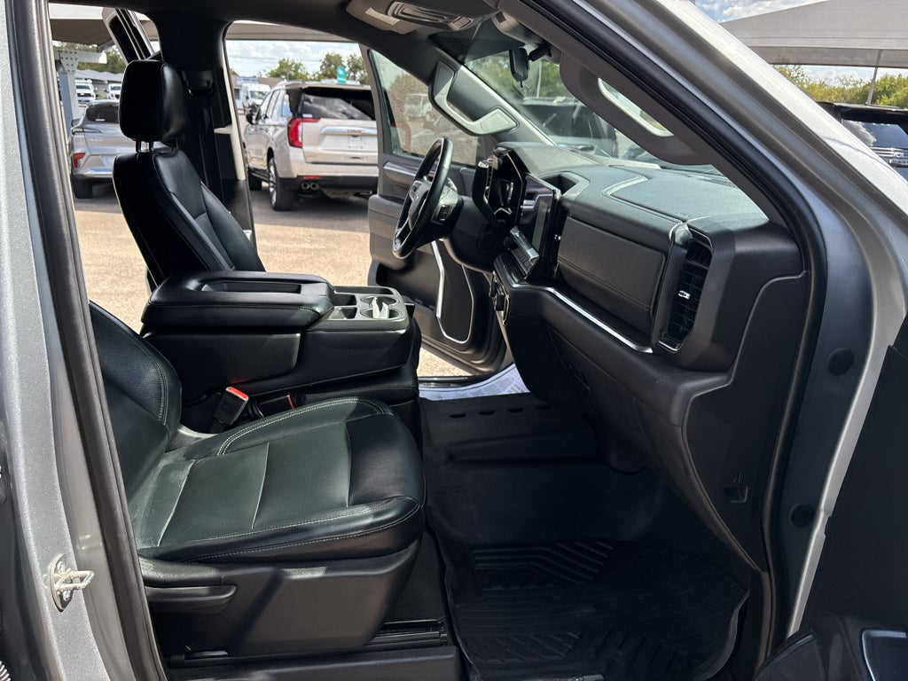 2023 Chevrolet Silverado 1500 RST - Photo 18