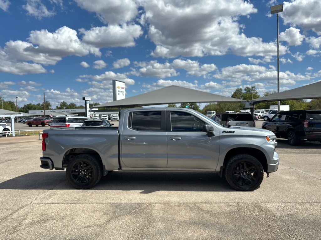 2023 Chevrolet Silverado 1500 4WD Crew Cab Short Bed RST