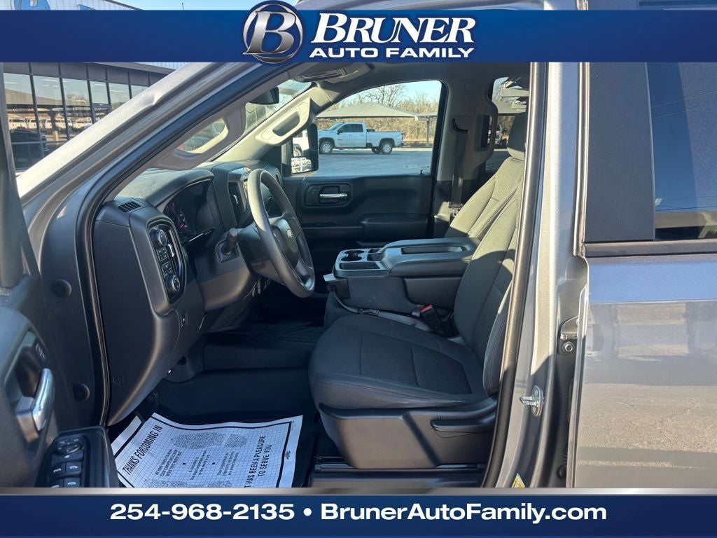 2020 Chevrolet Silverado 1500 4WD Crew Cab Short Bed Custom