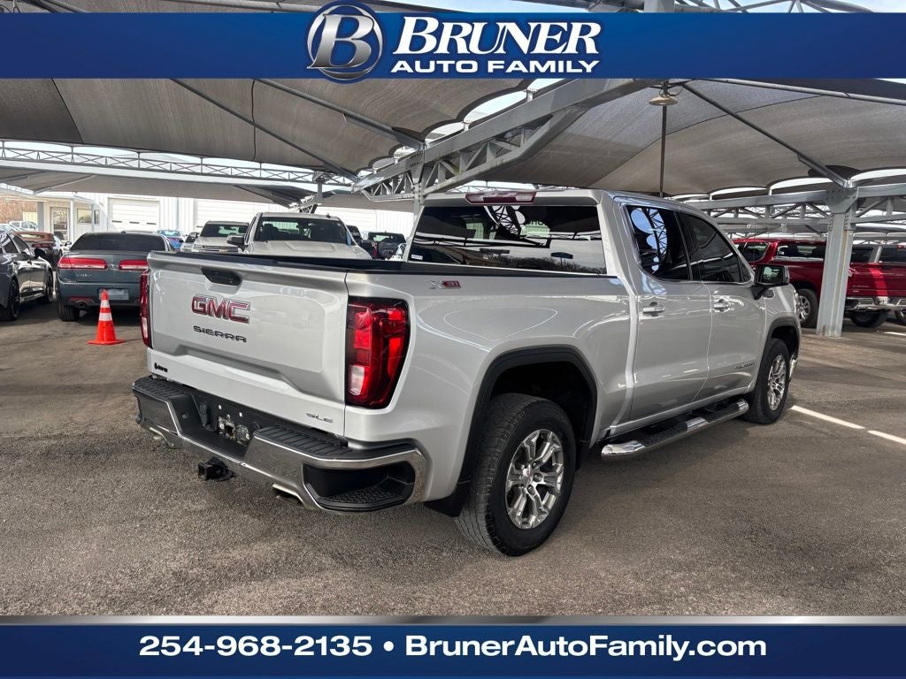 2021 GMC Sierra 1500 4WD Crew Cab Short Box SLE