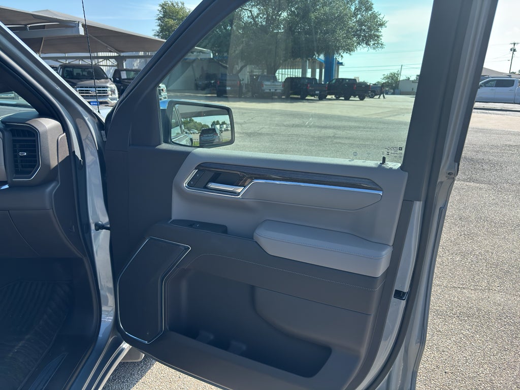 2024 GMC Sierra 1500 4WD Crew Cab Short Box SLE