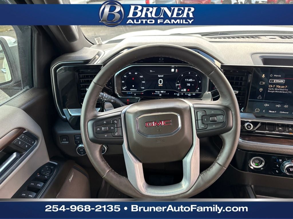 2023 GMC Sierra 1500 4WD Crew Cab Short Box SLT