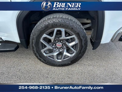 2023 GMC Sierra 1500 4WD Crew Cab Short Box SLT