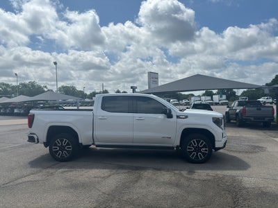 2025 GMC Sierra 1500 4WD Crew Cab Short Box AT4