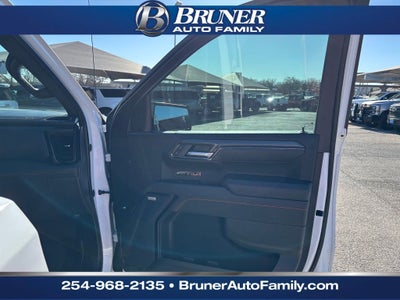 2025 GMC Sierra 1500 4WD Crew Cab Short Box AT4