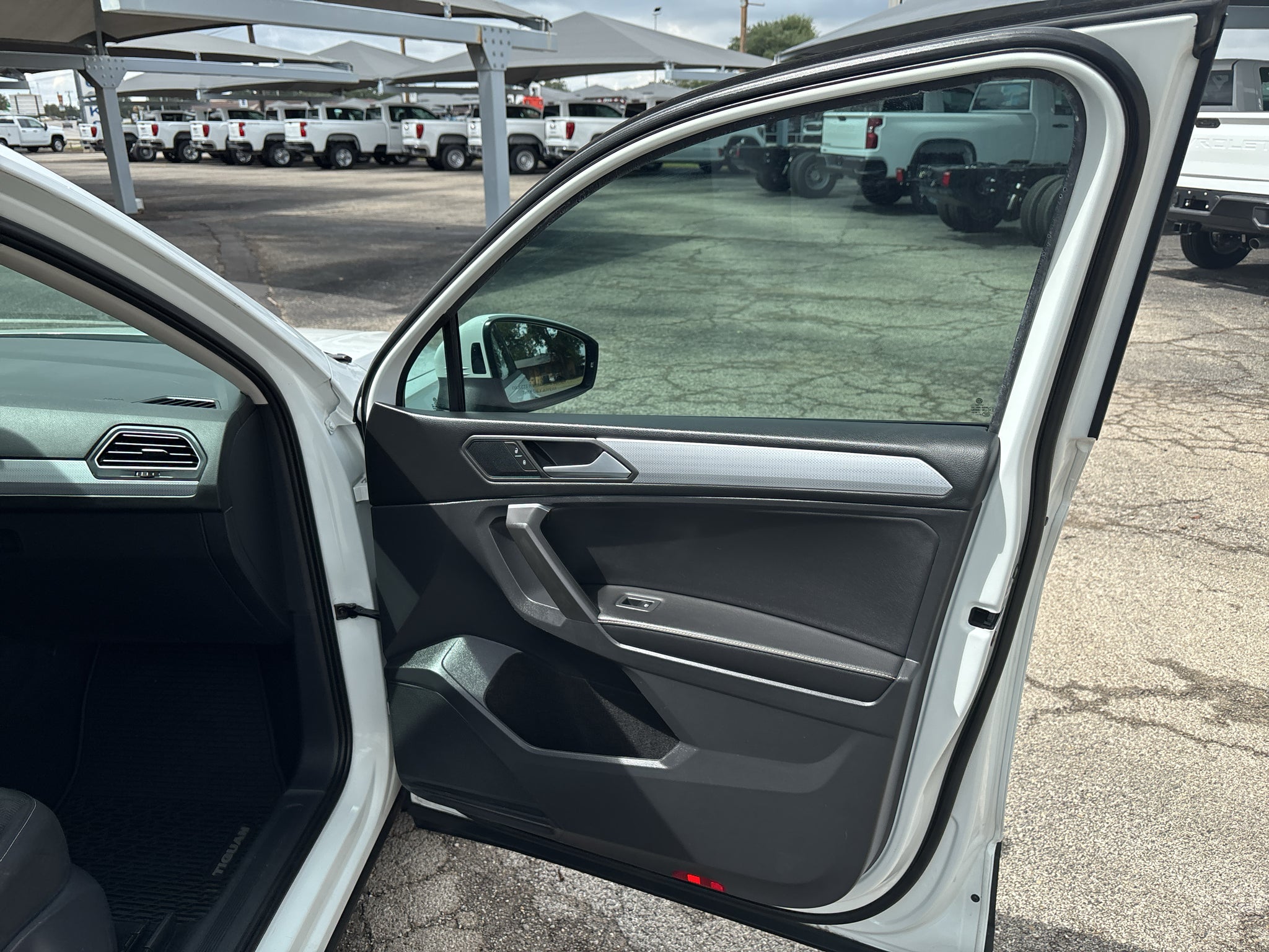 2022 Volkswagen Tiguan S