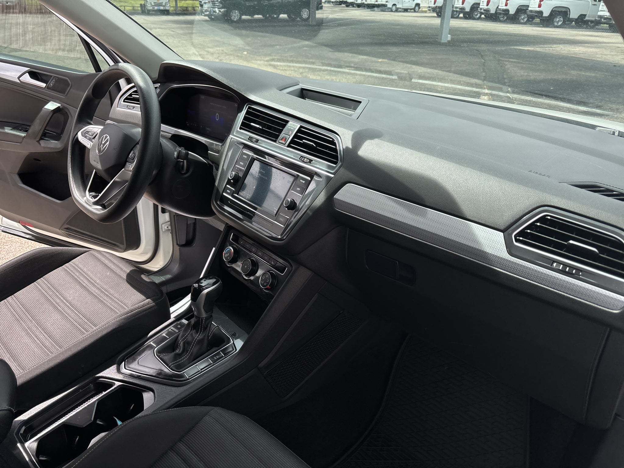 2022 Volkswagen Tiguan S