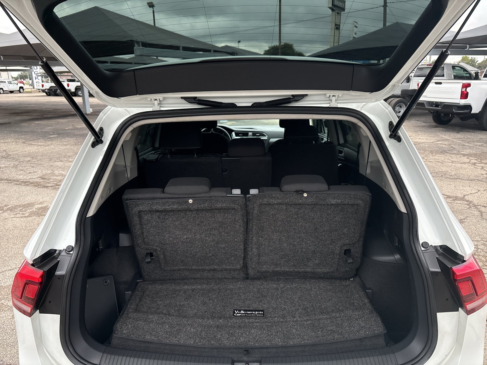 2022 Volkswagen Tiguan S