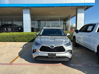 2024 Toyota Highlander Hybrid XLE