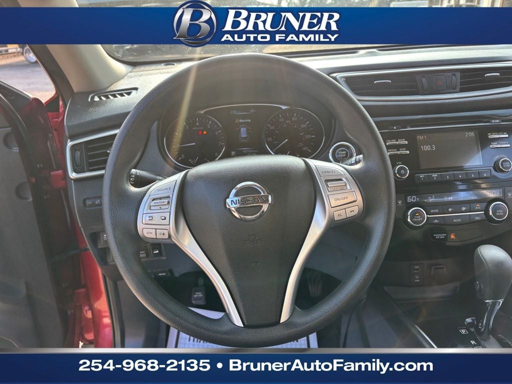 2016 Nissan Rogue SV