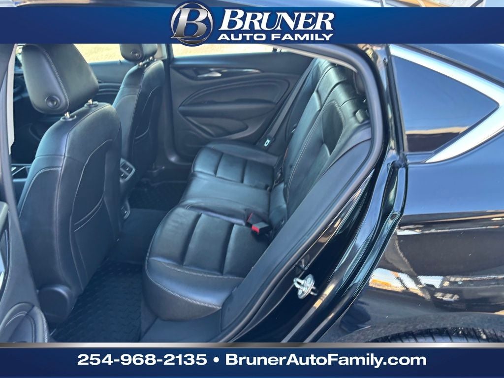 2019 Buick Regal Sportback AWD Essence