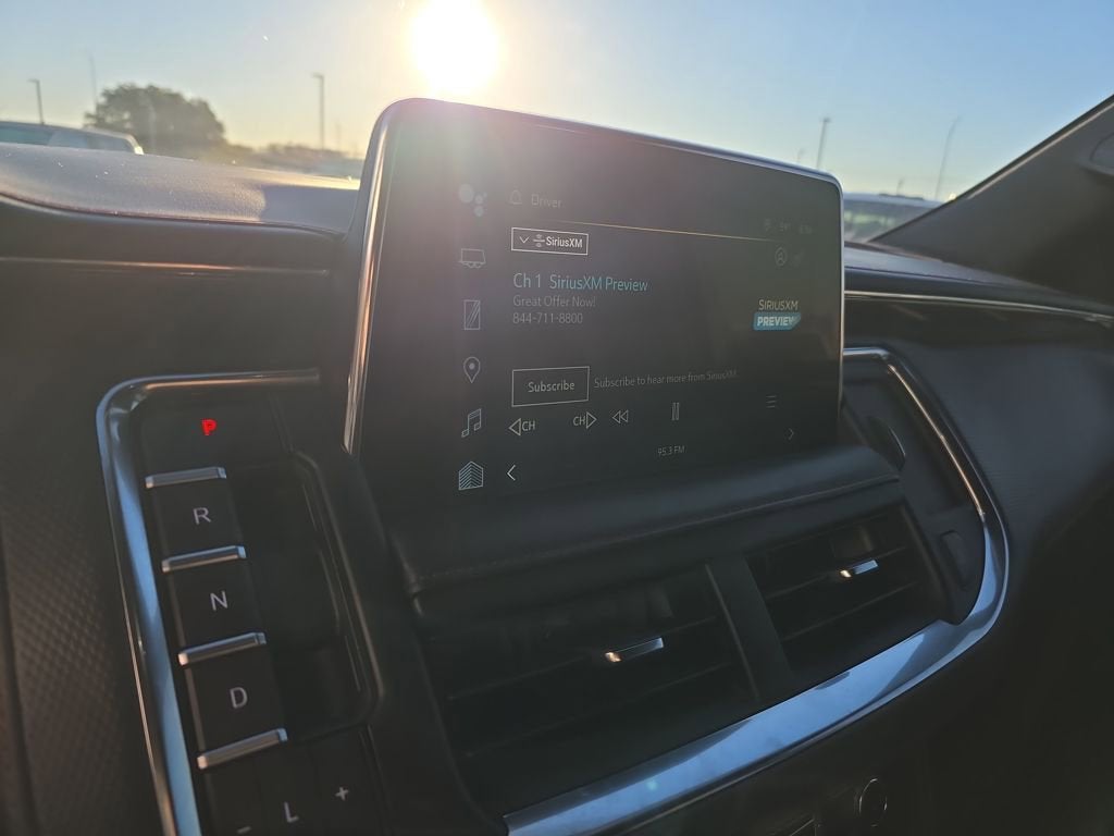 2023 Chevrolet Suburban RST