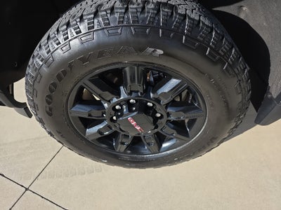2025 GMC Sierra 2500 HD AT4