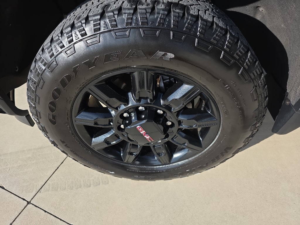2025 GMC Sierra 2500 HD AT4